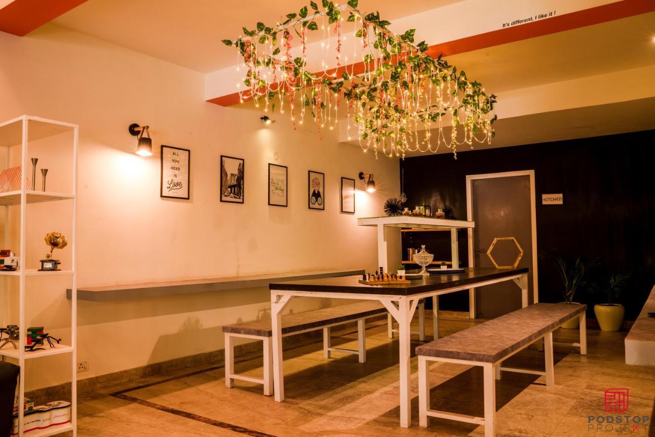 Podstop Projekt Hostel New Delhi Buitenkant foto