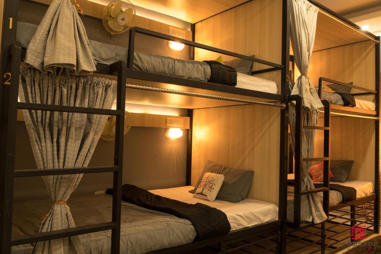 Podstop Projekt Hostel New Delhi Buitenkant foto